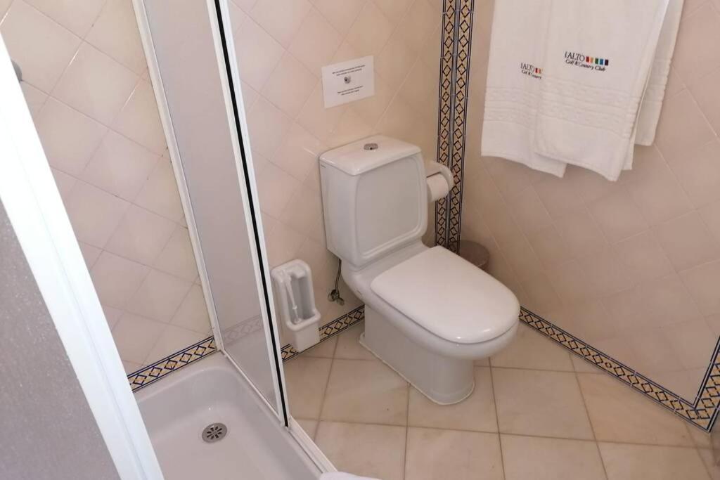 Luxury Modern T2 Ocean View - Free Parking - Pool Apartment Alvor Exterior photo